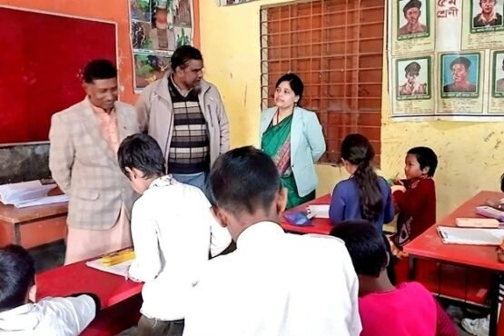 শেরপুরে শ্রেণিকক্ষের তালা ভেঙে পরীক্ষার ব্যবস্থা করলেন ইউএনও