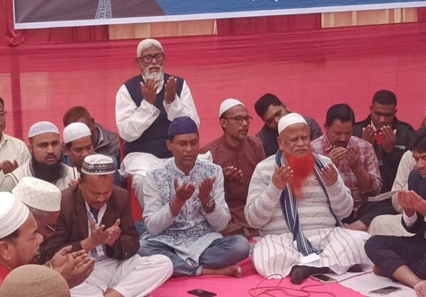 পঞ্চগড়ে খালেদা জিয়ার রোগমুক্তি ও সুস্থতা কামণায় পৌর বিএনপির দোয়া মাহফিল