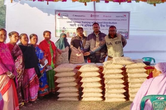 ঠাকুরগাঁওয়ে ৮৫জন ‍কৃষকের মাঝে বিনামূল্যে জিংক ধানের বীজ বিতরণ