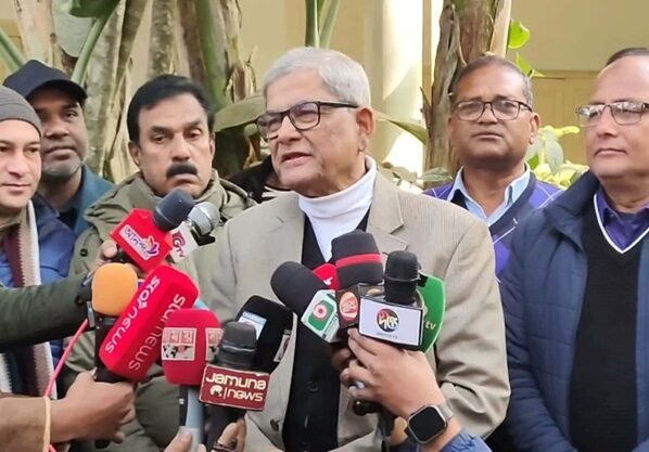 জুলাই অভ্যুত্থানের লুট হওয়া অস্ত্র উদ্ধারে সরকার ব্যর্থ-ঠাকুরগাঁওয়ে মির্জা ফখরুল