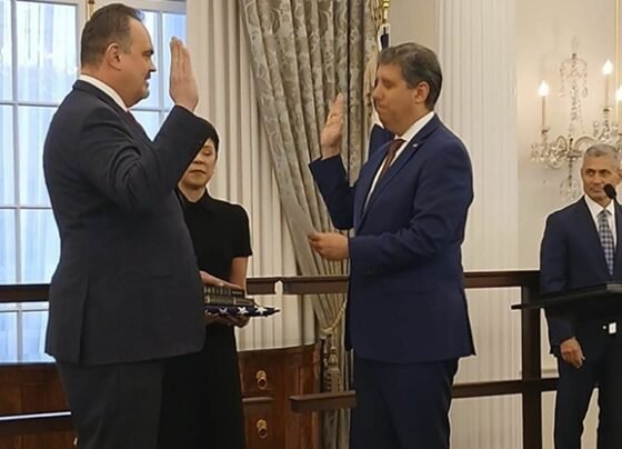 রাষ্ট্রদূত হিসেবে শপথ নিলেন ব্রেন্ট ক্রিস্টেনসেন