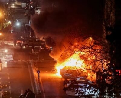 ইরানে বিক্ষোভে নিহত অন্তত ৫ হাজার, দাবি সরকারি কর্মকর্তার