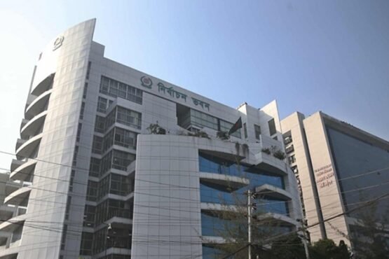 আগের মতোই ম্যানুয়ালি আবেদনে সাংবাদিকদের ভোটের পাস দেবে ইসি