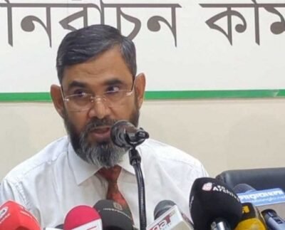 এবারের নির্বাচন লাইনচ্যুত ট্রেনকে আবার লাইনে তোলার মতো: ইসি সানাউল্লাহ