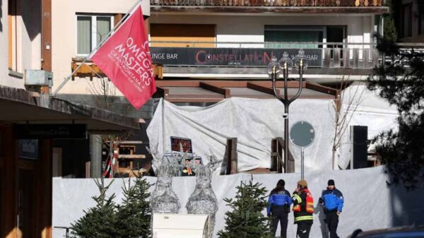 সুইজারল্যান্ডের স্কি রিসোর্টে বিস্ফোরণ, নিহত অন্তত ৪০