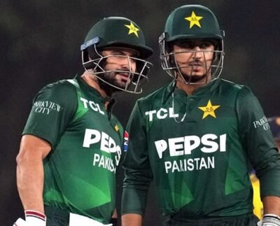 শ্রীলঙ্কাকে উড়িয়ে দিল পাকিস্তান