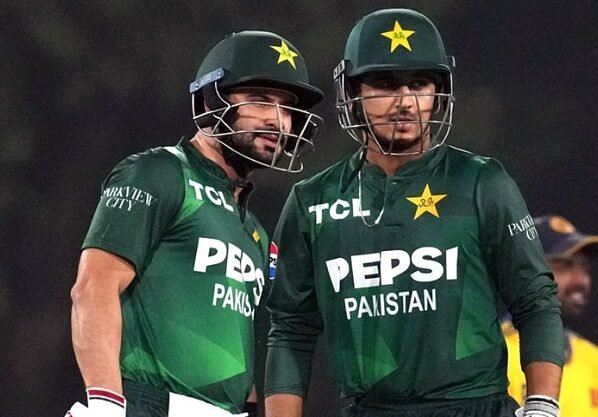 শ্রীলঙ্কাকে উড়িয়ে দিল পাকিস্তান