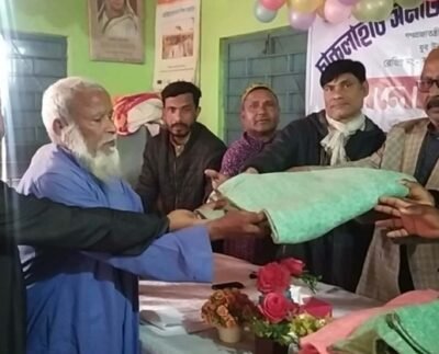 পঞ্চগড়ে খালেদা জিয়ার রূহের মাগফিরাত কামনায় দোয়া ও শীতবস্ত্র বিতরণ