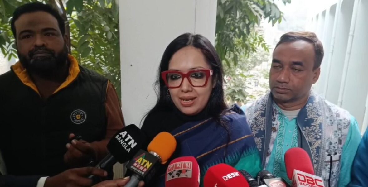 নেতাকর্মীদের বিরুদ্ধে মামলার হুমকি দেওয়া হচ্ছে: রুমিন ফারহানা