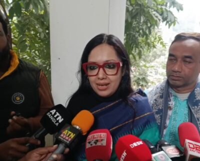 নেতাকর্মীদের বিরুদ্ধে মামলার হুমকি দেওয়া হচ্ছে: রুমিন ফারহানা