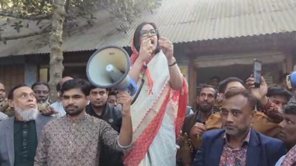 দুনিয়ার কোনো শক্তি আমাকে আপনাদের কাছ থেকে আলাদা করতে পারবে না, ব্যারিস্টার রুমিন ফারহানা