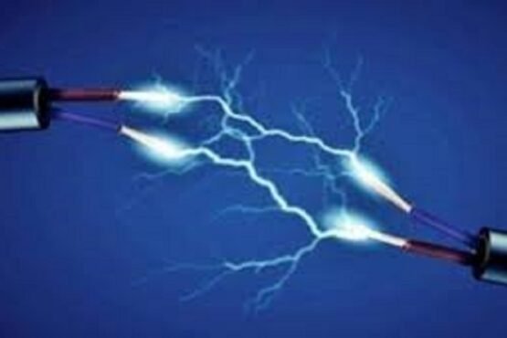 মেহেরপুরে বিদ্যুৎস্পৃষ্ট হয়ে শ্রমিক গুরুতর আহত