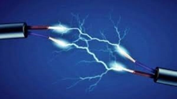 মেহেরপুরে বিদ্যুৎস্পৃষ্ট হয়ে শ্রমিক গুরুতর আহত