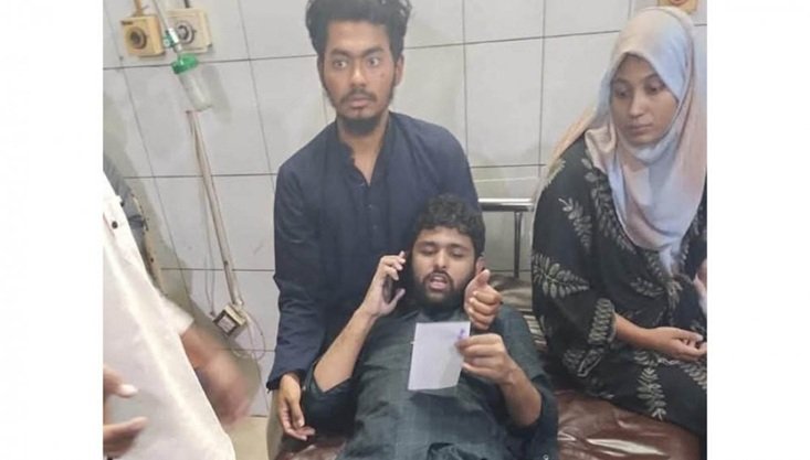 ইনকিলাব মঞ্চ ও পুলিশ সংঘর্ষ-জাবের-আম্মারসহ কয়েকজন হাসপাতালে