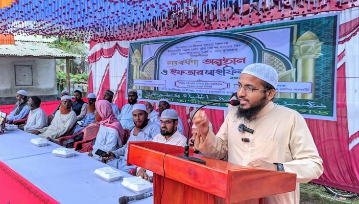 দেবীগঞ্জে মাদরাসা তামীরুল হায়াতে কৃতী শিক্ষার্থীদের সংবর্ধনা ও ইফতার মাহফিল অনুষ্ঠিত