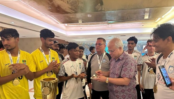 ‘রোনান-মাহিনদের নিয়ে আমাদের স্বপ্নটা আরও বড়’