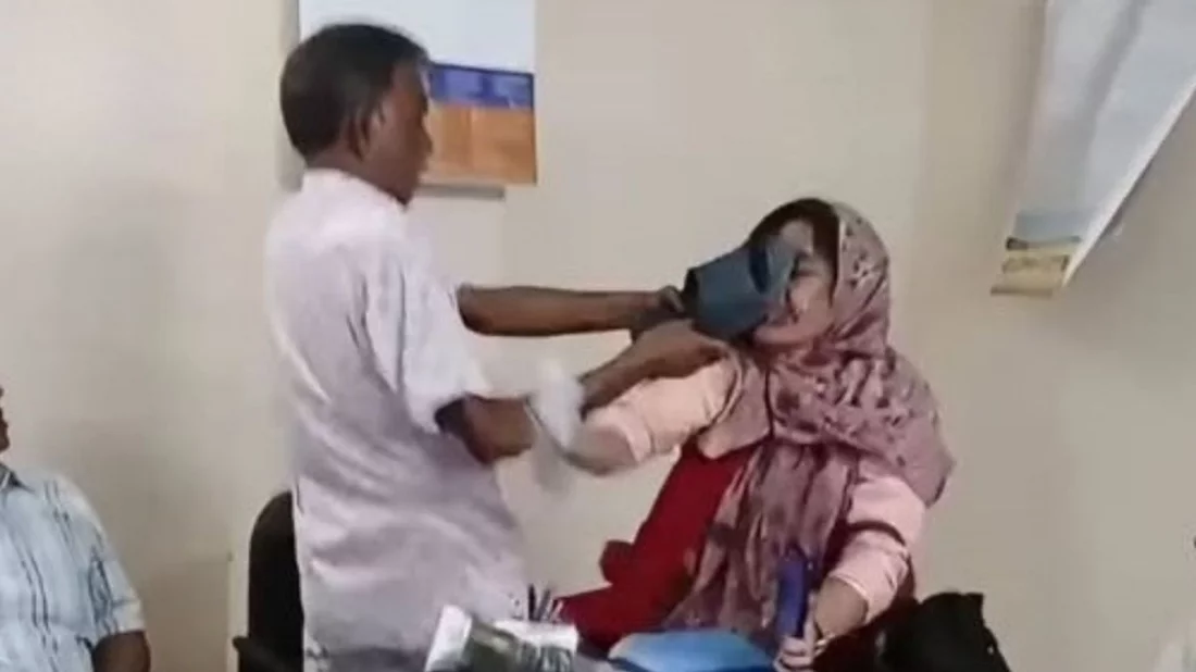 কলেজে শিক্ষিকার সঙ্গে অশোভন আচরণ, বিএনপি নেতাকে দল থেকে বহিষ্কার
