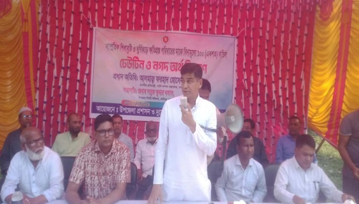 জাতি, ধর্ম বর্ণ না দেখে কৃষক কার্ড ও ফ্যামেলী কার্ড দেয়া হবে -পানি সম্পদ প্রতিমন্ত্রী আজাদ
