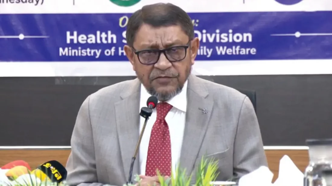 হাম সংকট মোকাবিলাই এখন অগ্রাধিকার, পরে হবে দায়ীদের তদন্ত: স্বাস্থ্যমন্ত্রী