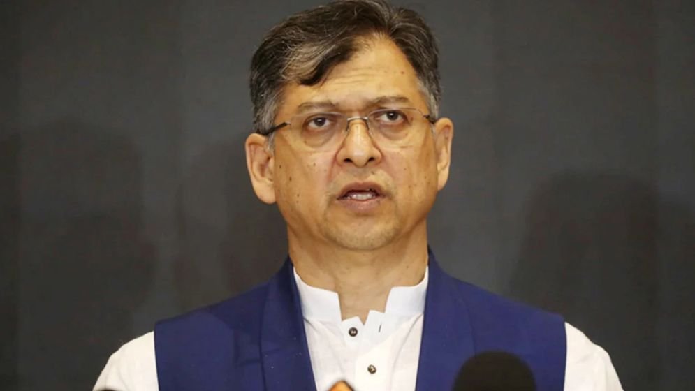 সন্ত্রাসীদের অভয়ারণ্য নির্মূলে কঠোর অবস্থানের ঘোষণা স্বরাষ্ট্রমন্ত্রীর