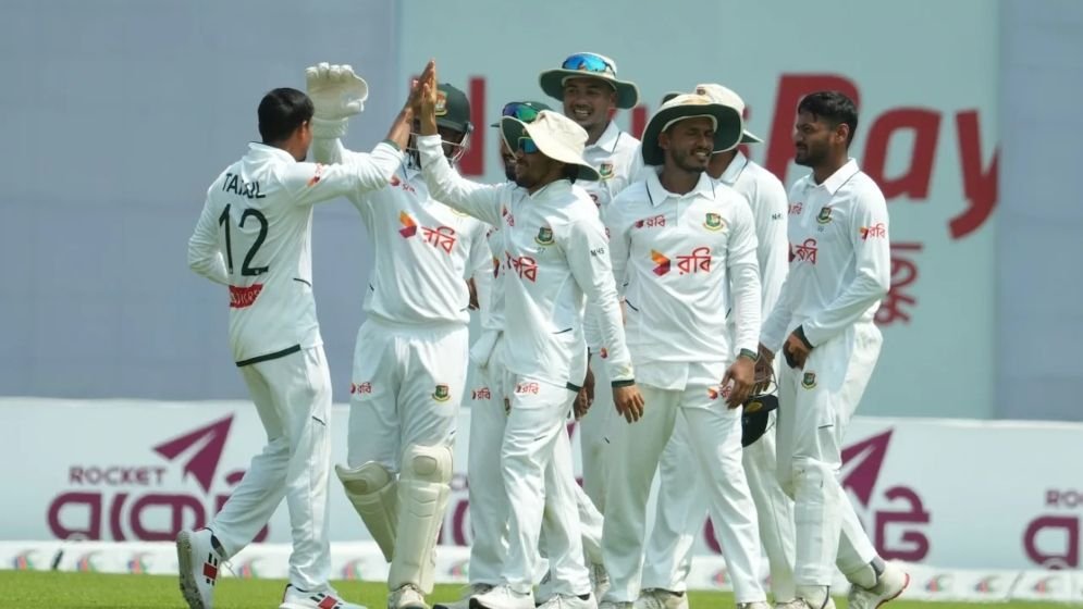 পাকিস্তানকে হোয়াইটওয়াশ করে ইতিহাস গড়ল বাংলাদেশ