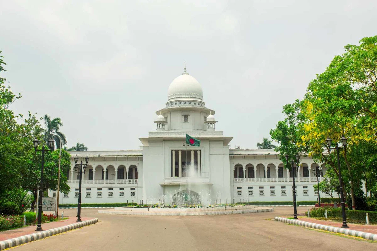 সুপ্রিম কোর্ট সচিবালয় বিলুপ্তির আইন বহাল, হাইকোর্টের রায় আপিল বিভাগে স্থগিত