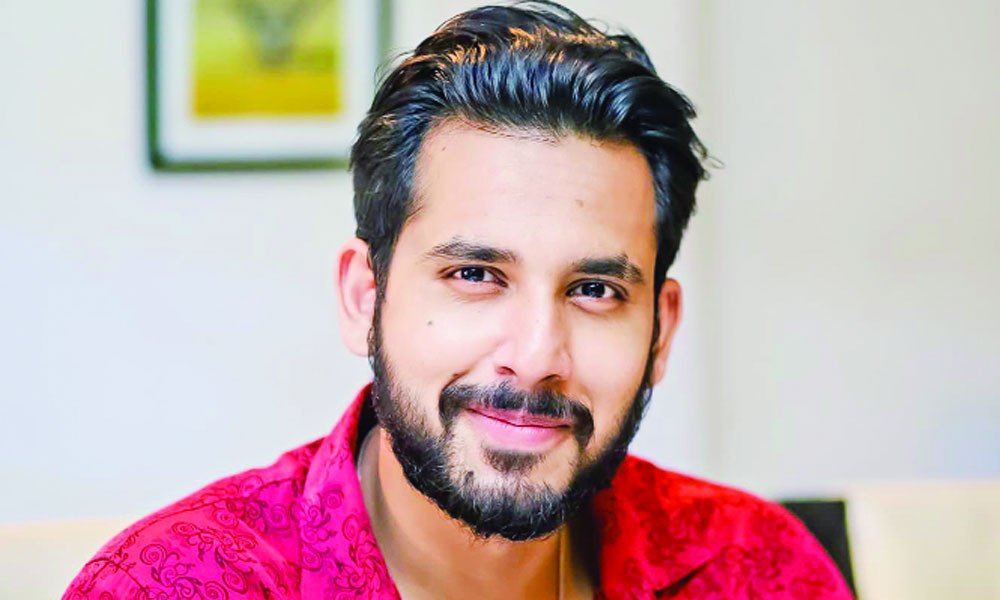 স্ত্রীর আত্মহত্যার ঘটনা: আদালতে আত্মসমর্পণ করে জামিন চাইলেন অভিনেতা জাহের আলভী