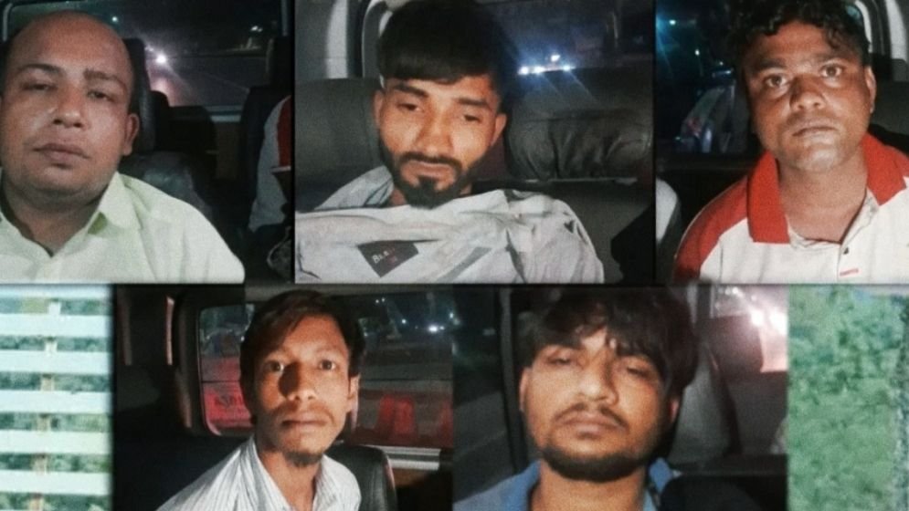 বিকাশ এজেন্টকে কুপিয়ে ছিনতাই ও পুলিশের ওপর হামলা: ‘কব্জি কাটা’ গ্রুপের সেকেন্ড-ইন-কমান্ড সাঈদসহ ৫ জন গ্রেফতার