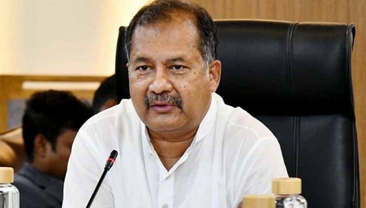 সাংবাদিকের কাজ তথ্য দেওয়া, অ্যাক্টিভিস্ট হওয়া নয়: তথ্যমন্ত্রী