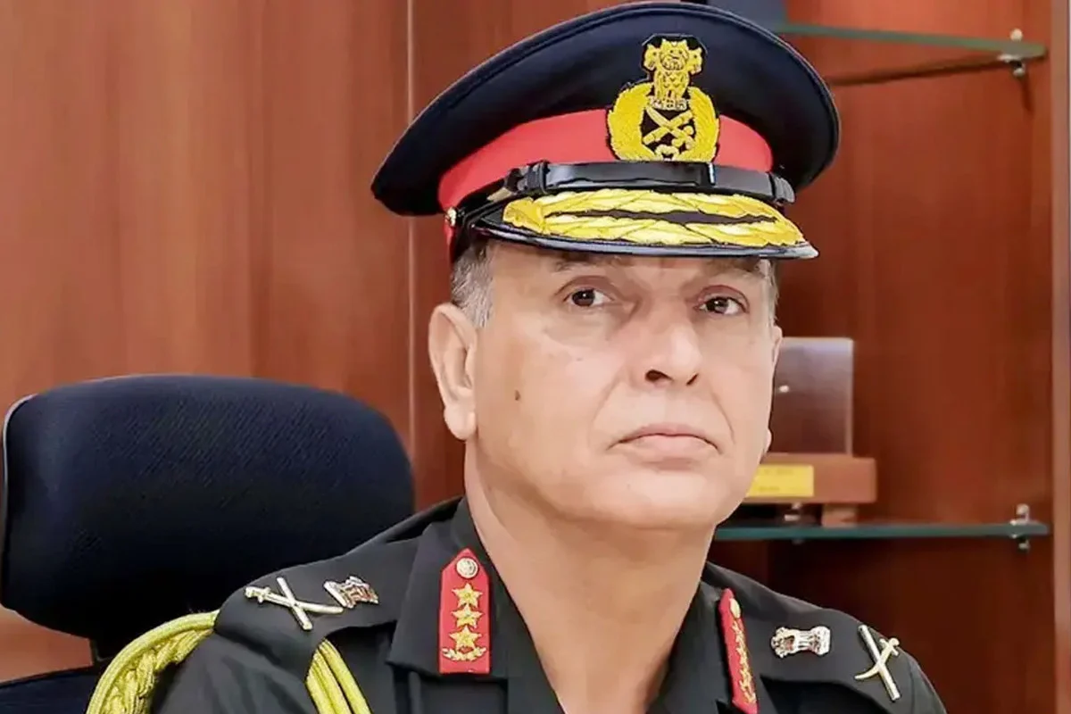 ভারতের ৩১তম সেনাপ্রধান হিসেবে দায়িত্ব নিলেন জেনারেল ধীরাজ শেঠ, সামরিক নেতৃত্বে বড় রদবদল