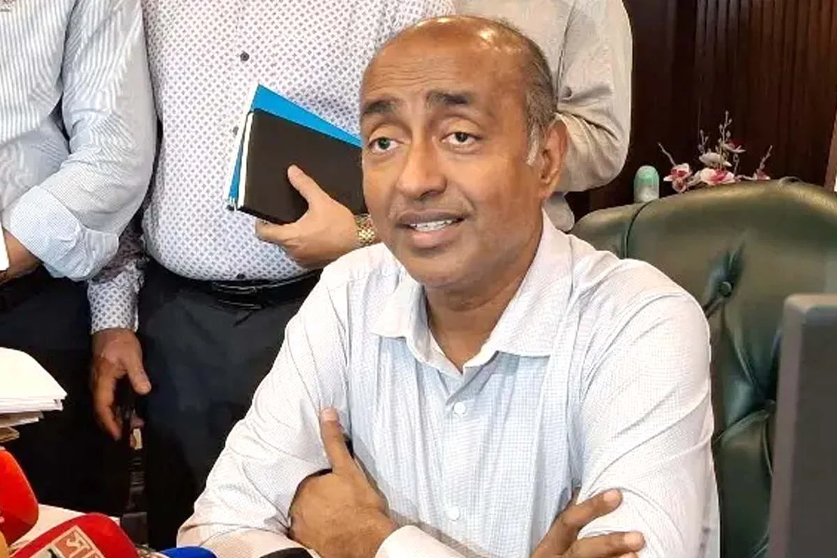 তত্ত্বাবধায়ক সরকার ব্যবস্থা ফিরিয়ে সর্বোচ্চ আদালতের চূড়ান্ত রায়, আগামী নির্বাচন এ পদ্ধতিতেই হওয়ার ঘোষণা আইনমন্ত্রীর