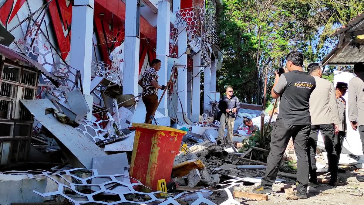 ইন্দোনেশিয়ায় ৭.৭ মাত্রার তীব্র ভূমিকম্পে প্রাণহানি ২, সুনামি সতর্কতা প্রত্যাহার
