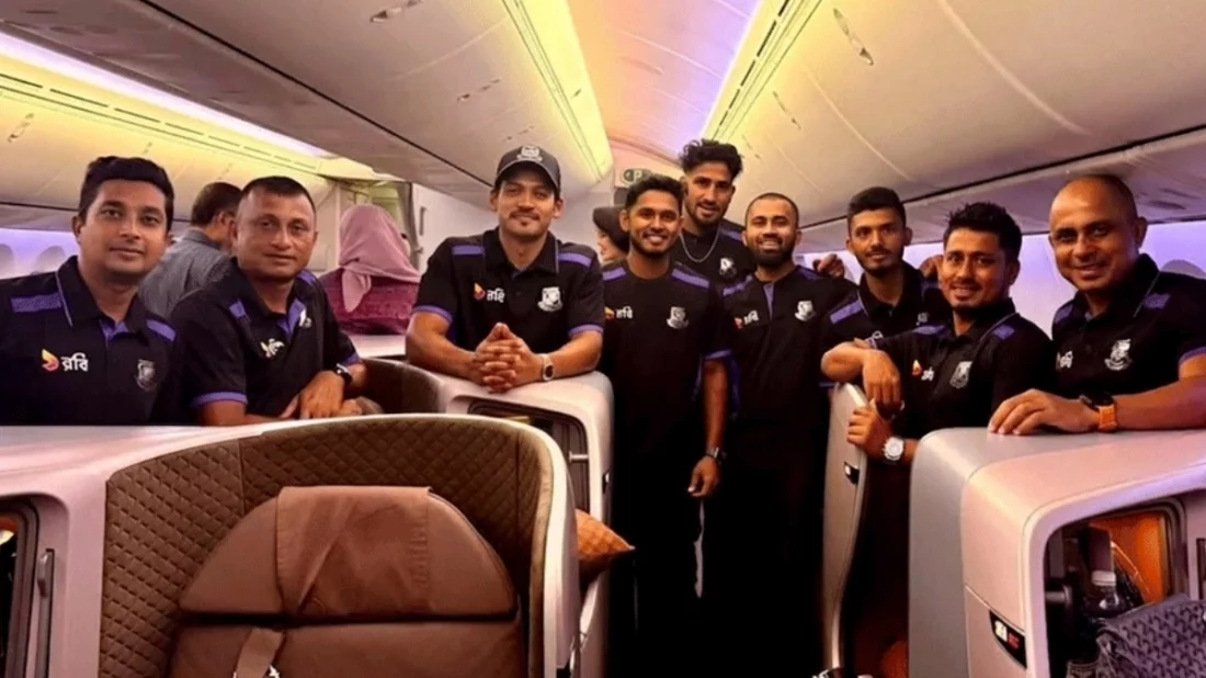 ২৩ বছরের অপেক্ষার অবসান: অস্ট্রেলিয়ার মাটিতে টেস্ট খেলতে ঢাকা ছাড়ল শান্ত বাহিনী