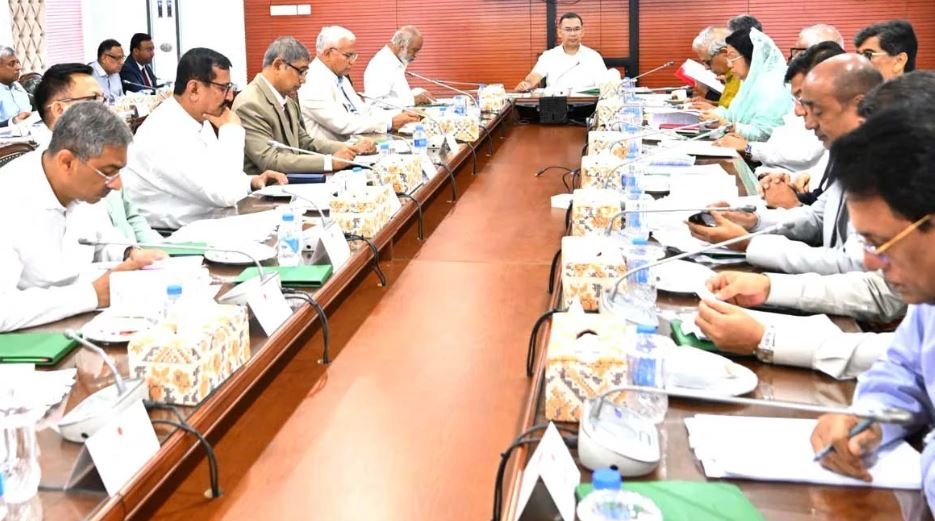 দেশীয় শিল্পের সুরক্ষায় মন্ত্রিসভায় ‘পাবলিক প্রকিউরমেন্ট সংশোধন অধ্যাদেশ’ চূড়ান্ত অনুমোদন