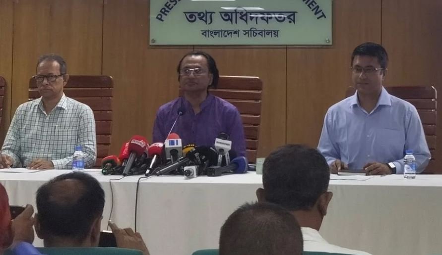 রাজধানীর নিরবচ্ছিন্ন বিদ্যুতের নীতি থেকে সরছে সরকার, ঢাকাবাসীকেও লোডশেডিং মেনে নেওয়ার আহ্বান