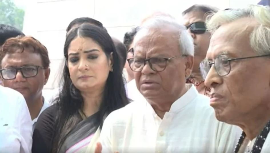 সাম্প্রদায়িক সম্প্রীতি বিনষ্টের ষড়যন্ত্র নস্যাৎ করে যুগ যুগ টিকে থাকবে আমাদের মেলবন্ধন: রুহুল কবির রিজভী
