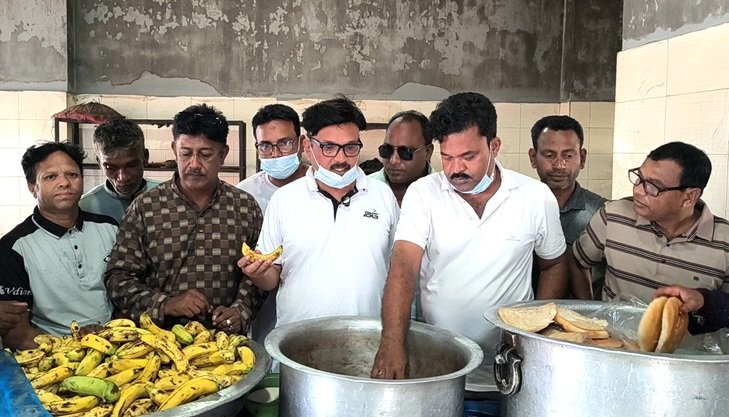 মেহেরপুর হাসপাতালে রোগীদের নাস্তায় পচা ডিম ও নিম্নমানের খাবার