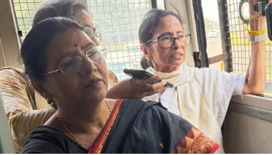 নির্বাচন কমিশনের বিরুদ্ধে তরুণদের বিক্ষোভে যোগ দিতে গিয়ে দিল্লিতে আটক মমতা