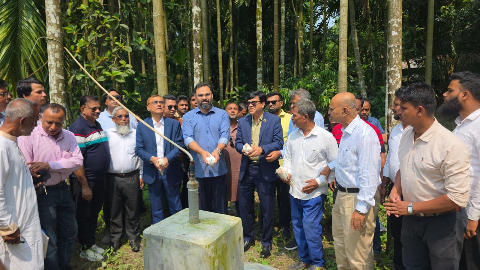 প্রতিটি গ্রামে বায়োগ্যাস প্ল্যান্ট ছড়িয়ে দিতে চাই’: প্রতিমন্ত্রী আমিনুল হক